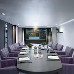 Der Valk Hotel 4*