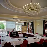 Hotel Der Valk 4*