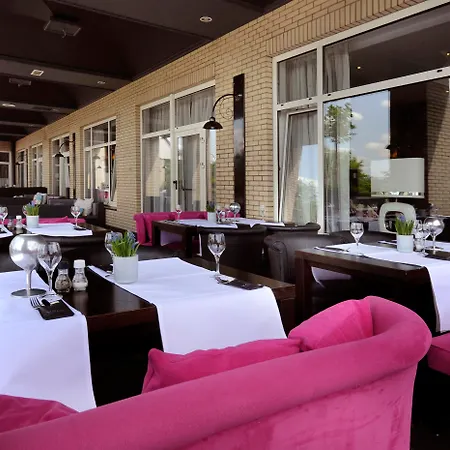 Hotel Der Valk 4*