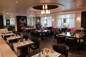 Der Valk Hotel 4*